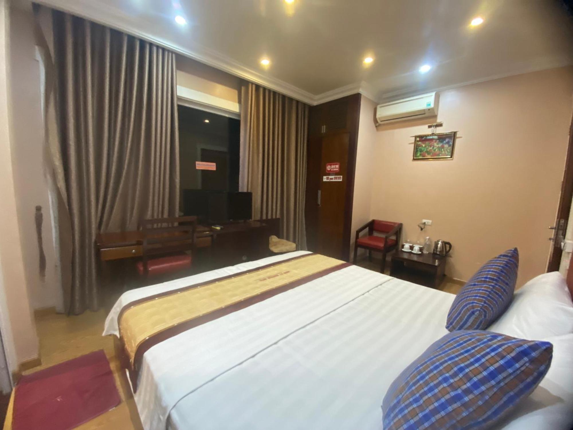 Hong Ky Boutique Hotel Diện Biên Phủ Exteriör bild