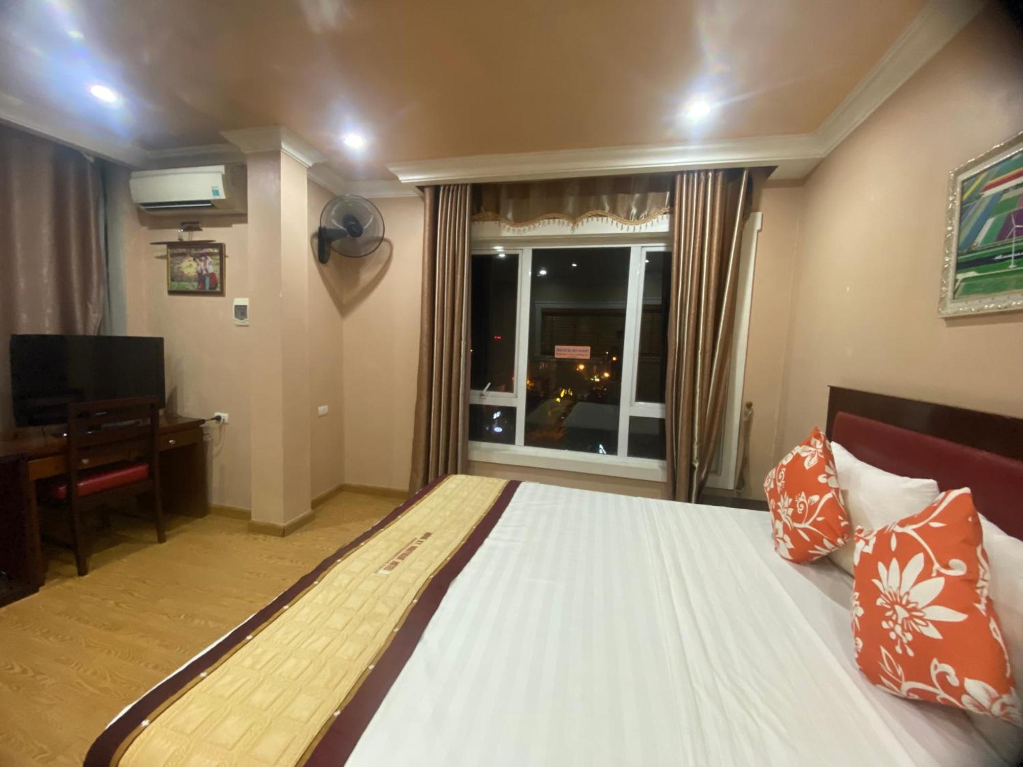 Hong Ky Boutique Hotel Diện Biên Phủ Exteriör bild