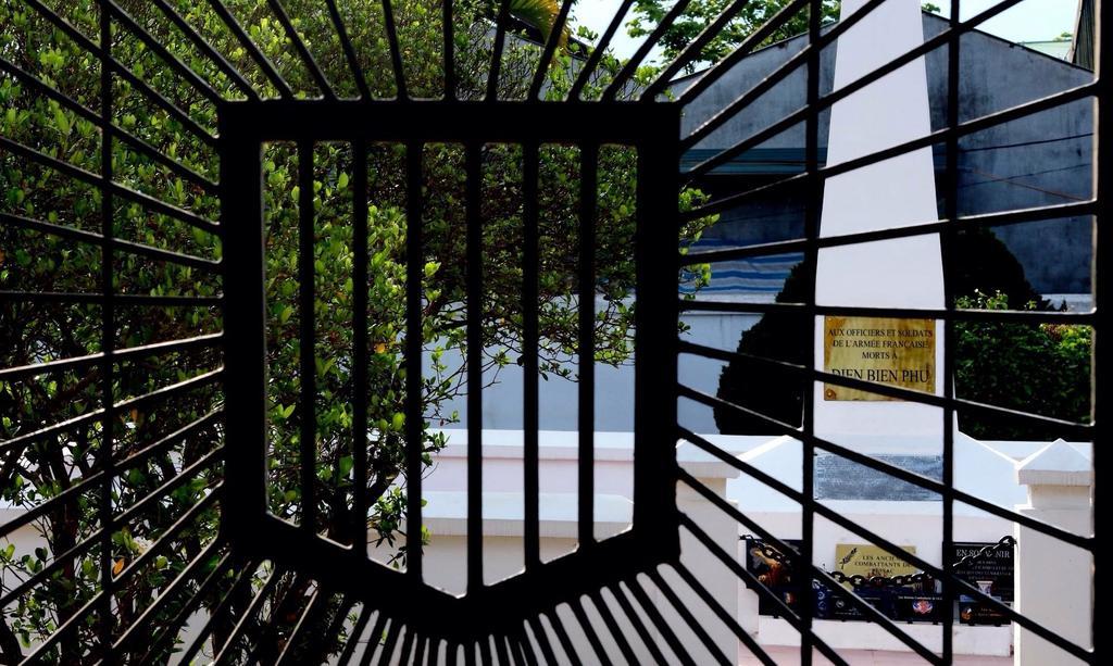 Hong Ky Boutique Hotel Diện Biên Phủ Exteriör bild