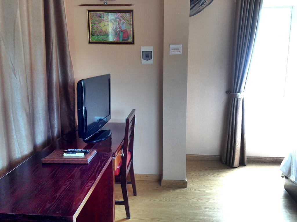 Hong Ky Boutique Hotel Diện Biên Phủ Exteriör bild