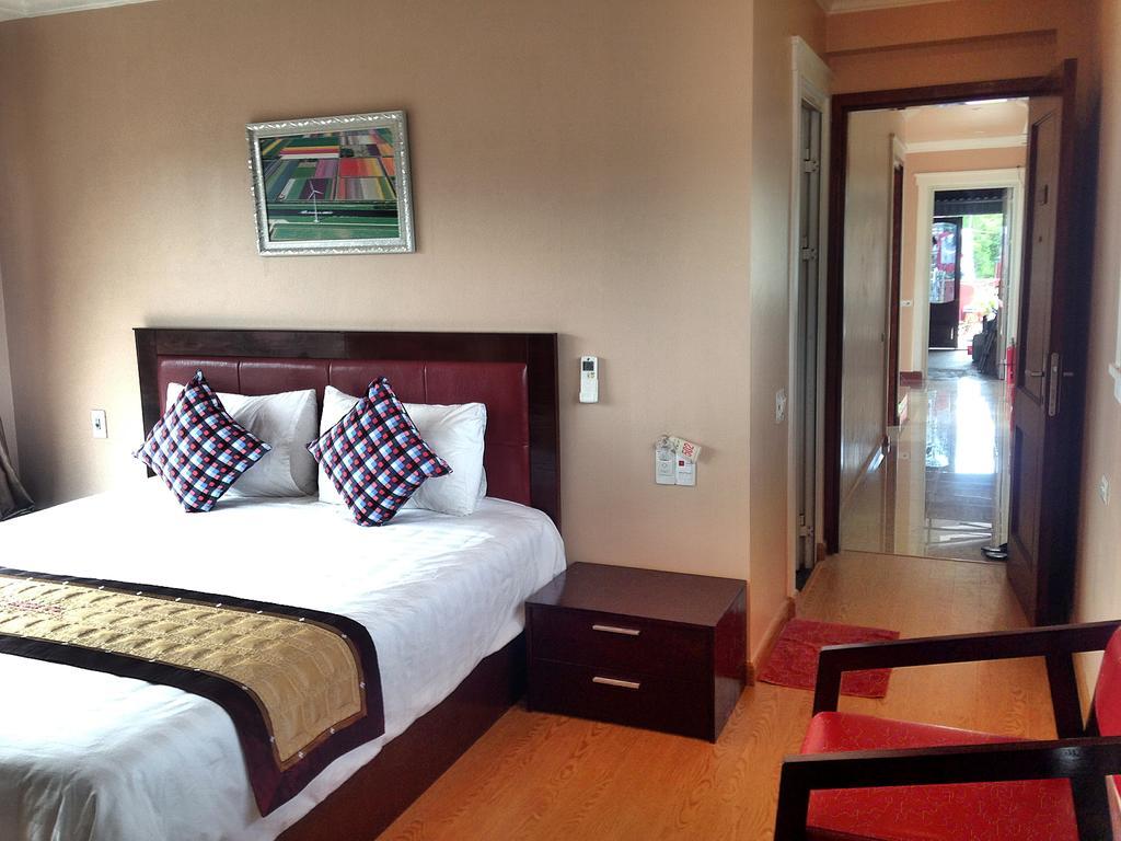 Hong Ky Boutique Hotel Diện Biên Phủ Exteriör bild